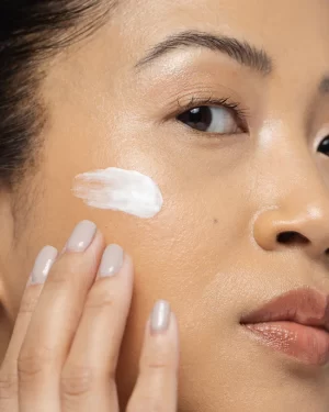 Vivier Nightly Age-Defying Moisturizer - Image 3